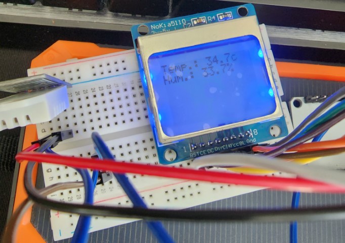 A picture showing the device in real-life.